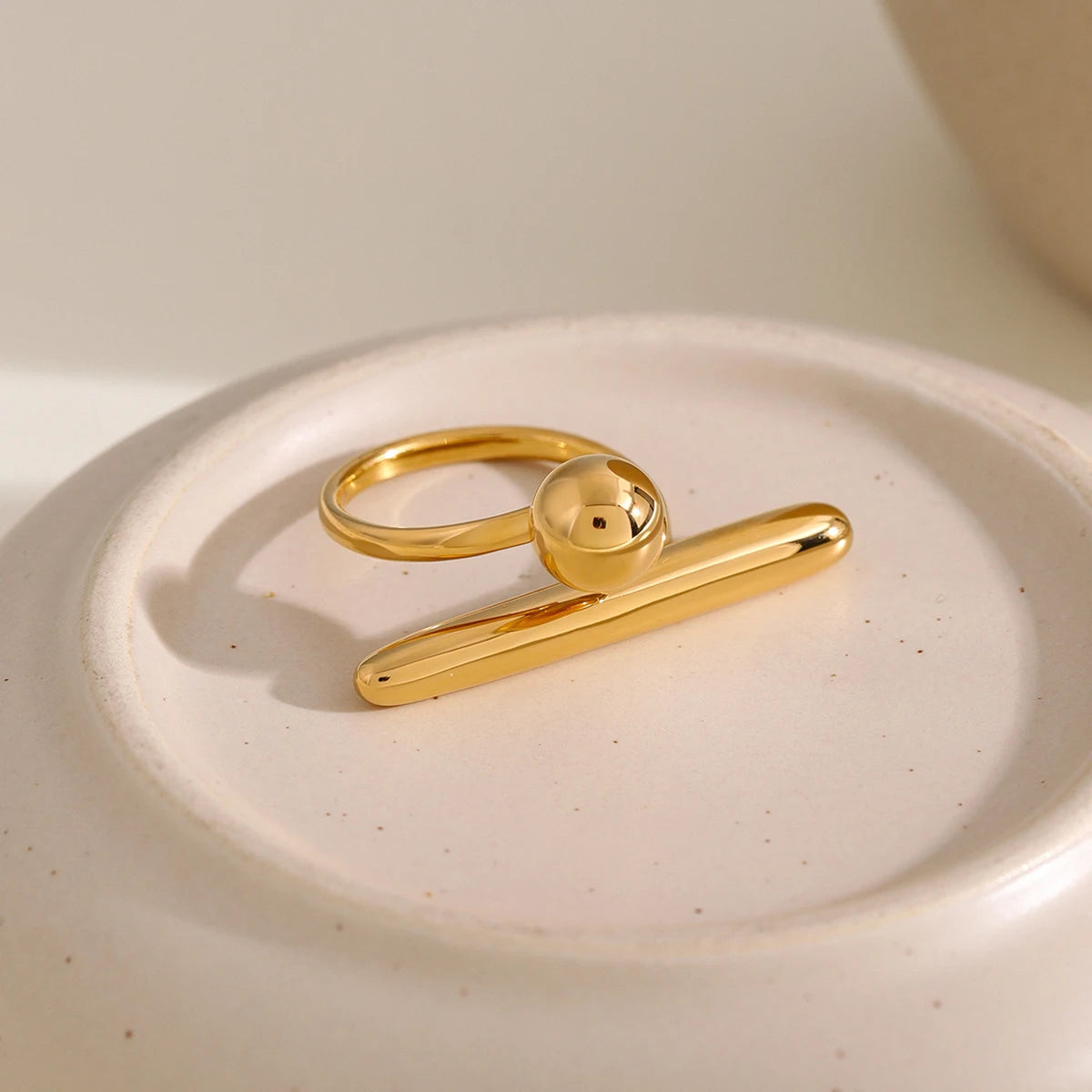 Celestial – Ray Gold Ring